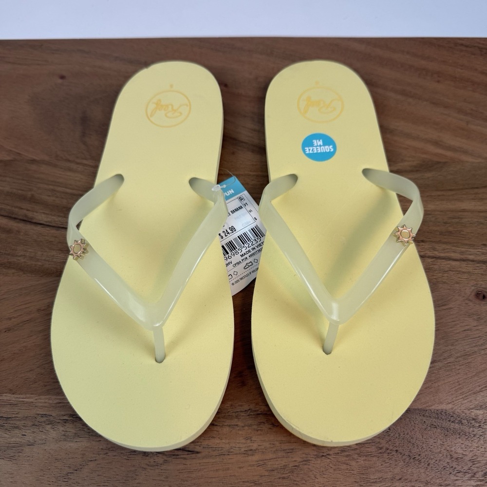 New‎ Big Kids Reef Charming Pale Banana Slip On Flip Flops Shoes Size 5 K